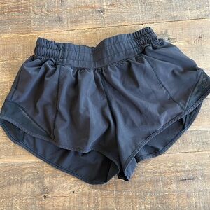 Hotty Hot High-Rise Lined Short 2.5"